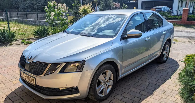 skoda Skoda Octavia cena 56000 przebieg: 108700, rok produkcji 2018 z Szamotuły